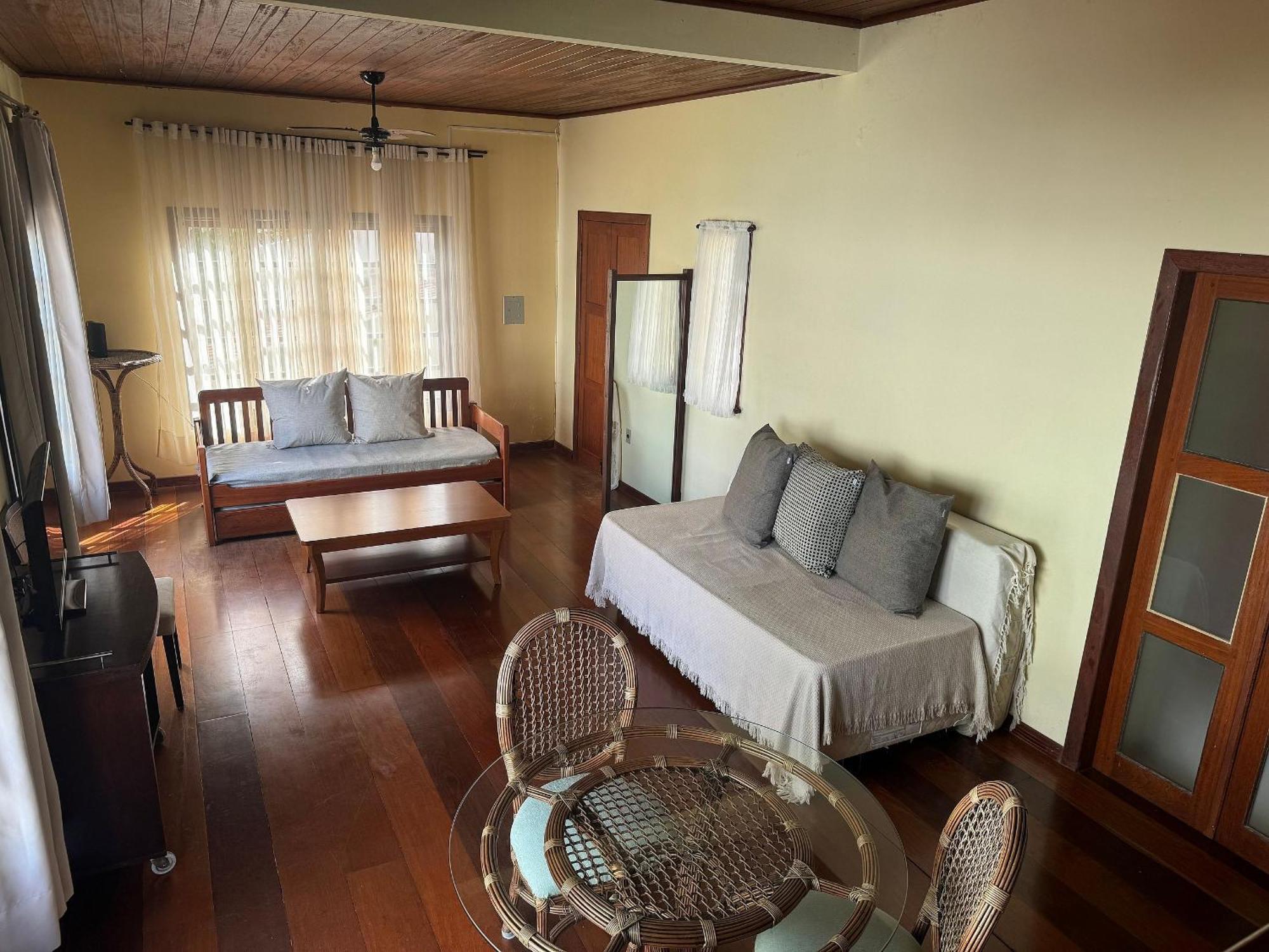Casa Amarela E Destino Floripa